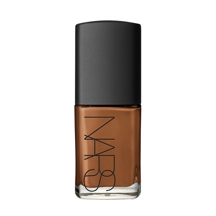 Display zoomed image number 1: Sheer Glow Foundation, Namibia