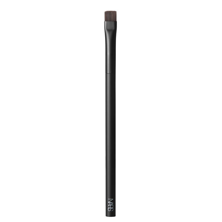 Display zoomed image number 1: #26 Push Eyeliner Brush, 